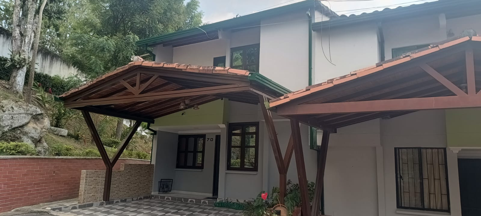 Casa EN VENTA EN Los Pirineos, código: 10287248 - 0