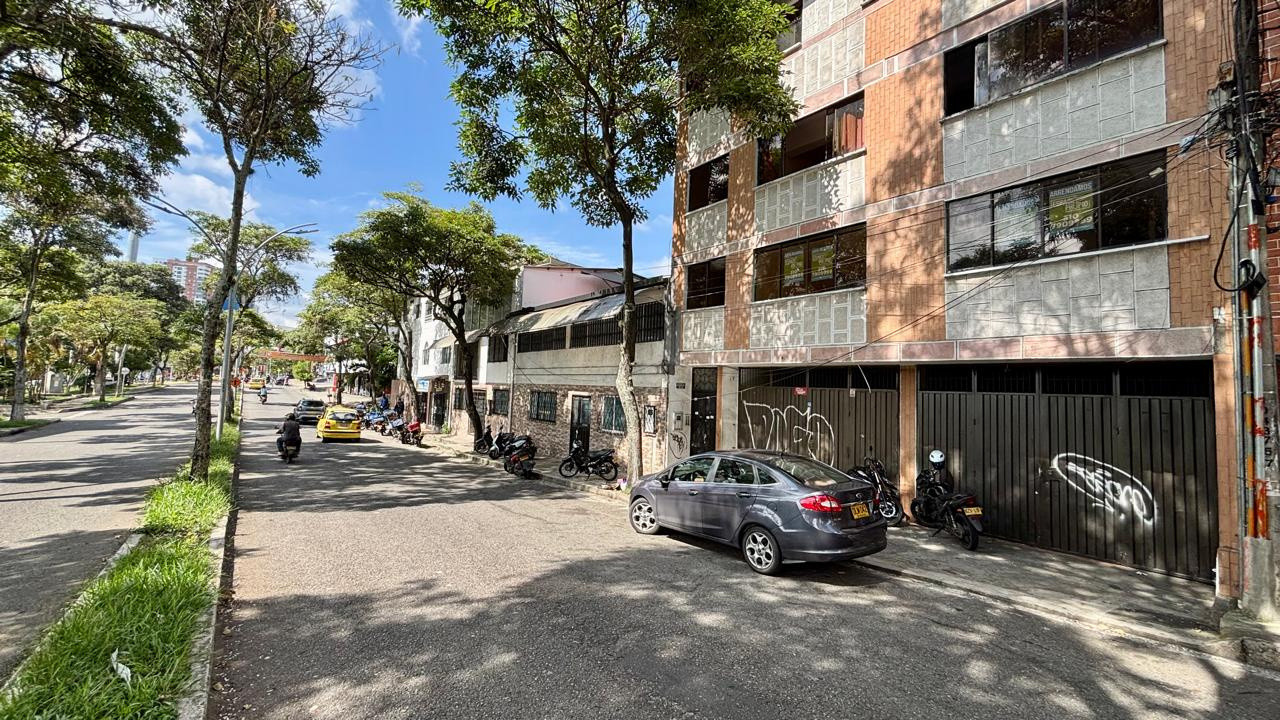 APARTAMENTO AVENIDA GONZALEZ VALENCIA #24-35, Nuevo Sotomayor, Bucaramanga