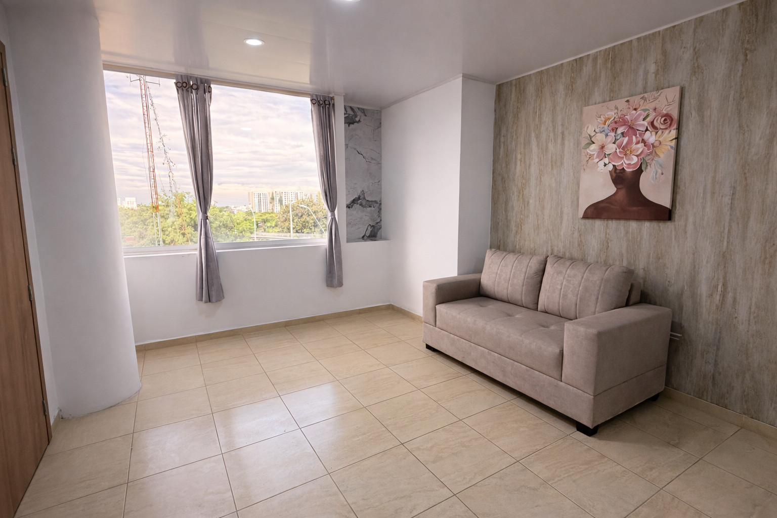 APARTAESTUDIO CALLE 61 A NORTE AVENIDA 2I 33, Brisas De Los Alamos, Cali en Brisas De Los Alamos